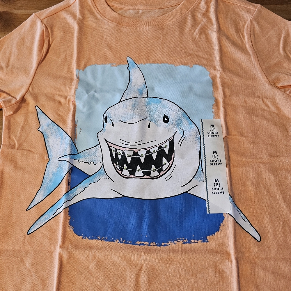 Cat & Jack - Kids' short Sleeve Smiling  Shark Graphic T-Shirt - Size M (8)Peach - Picture 8 of 10